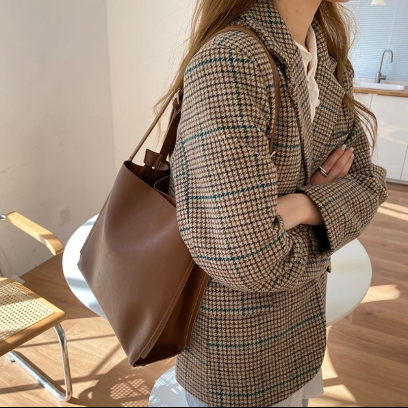Camille - Classic Bag for Everyday Use