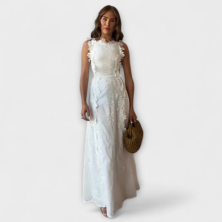 Éliora – Lace Floral Tie-Strap Maxi Dress