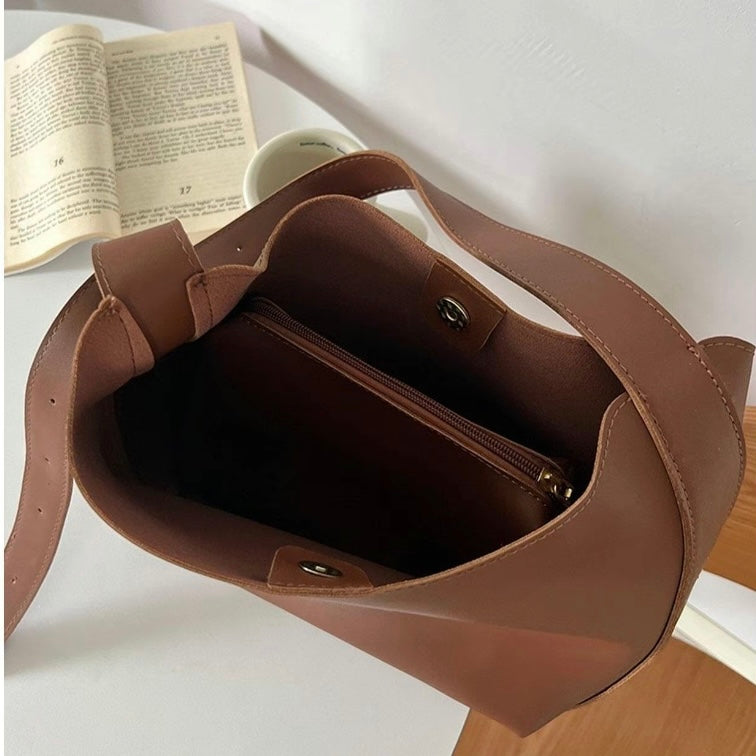 Alessia - Trendy Shoulder Bag