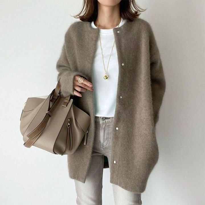 Ella - Chic and Stylish Cardigan