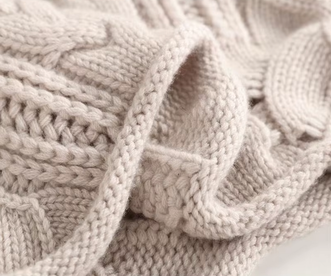 Hearthmere Hollow-Twist Wollrollkragen