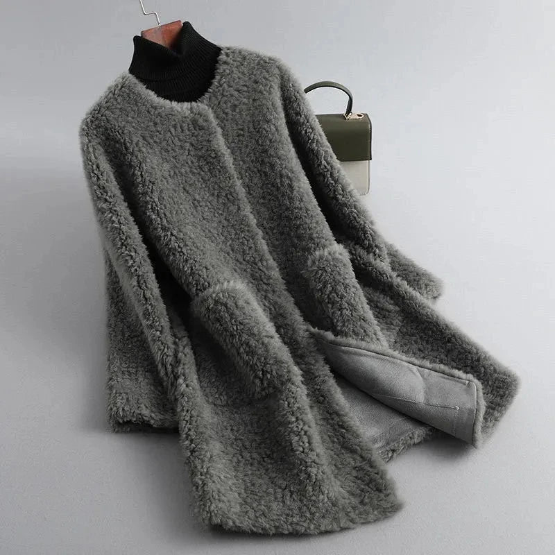 Glacira Fleece Mantel
