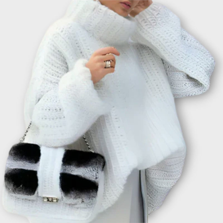 Soft women's hoodie with long sleeves