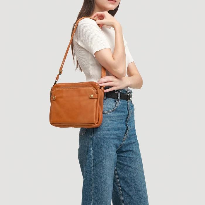 Jovie - Sleek Three-Layer Crossbody Bag