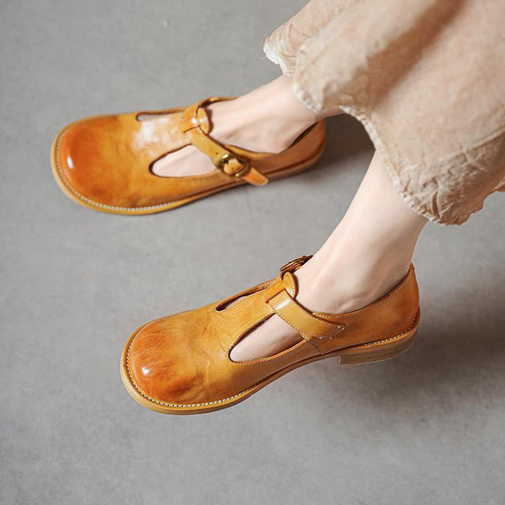 Mora | Elegant Mary Janes
