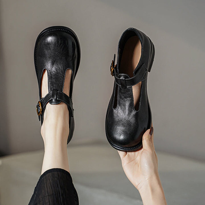 Mora | Elegant Mary Janes