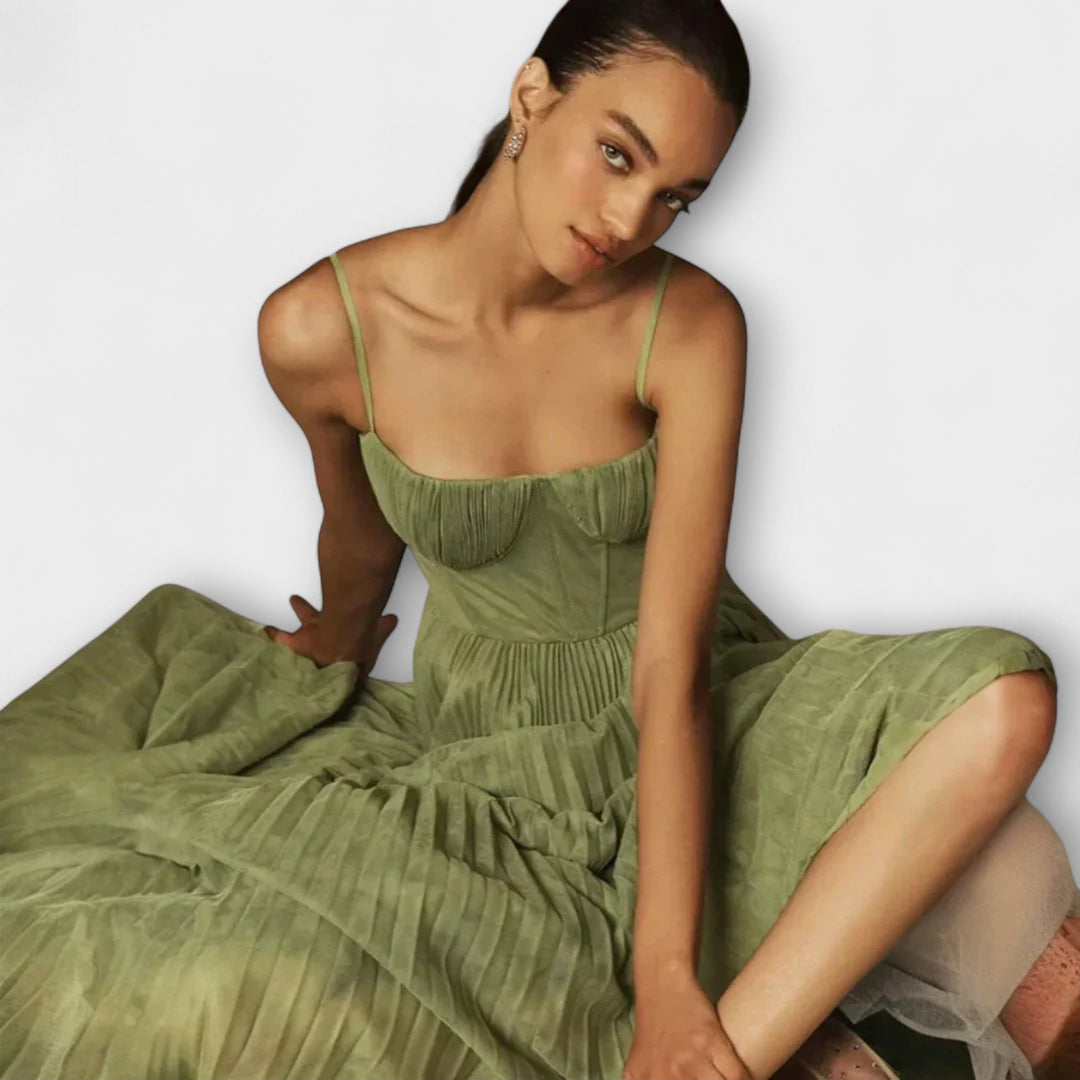 Lucrezia - Elegant Dress with Charm